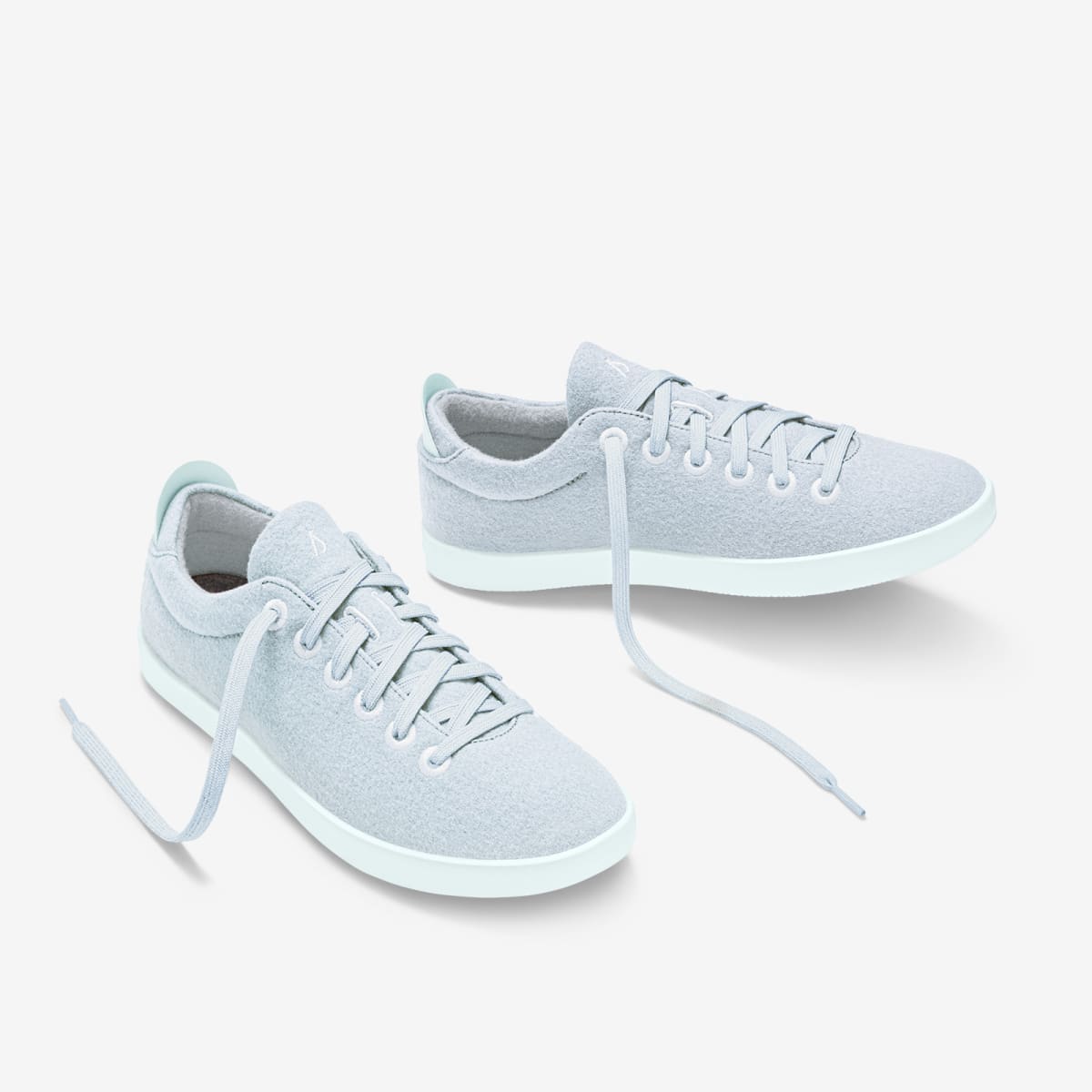 Best Allbirds Shoes and Sneakers(Allbirds Review) - Men's Wool Pipers - LIMITED EDITION: Clarity Blue (Clarity Blue Sole)