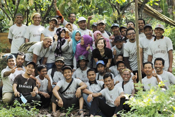 Krakakoa is a fair trade chocolate social venture that trains and equips cocoa farmers in Indonesia with the skills and resources to improve their livelihoods and protect the environment through sustainable and organic farming methods.
