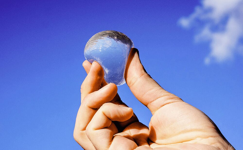 edible-packaging_plasticbottles